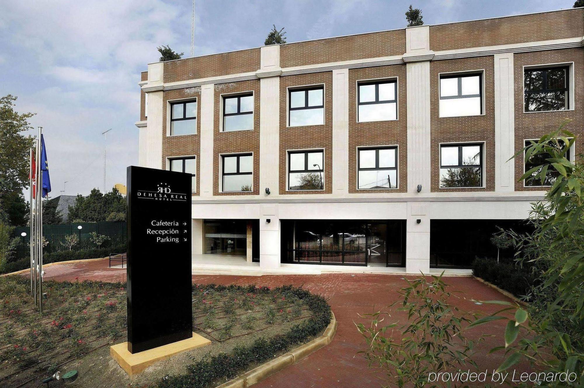Dehesa Real Hotel Madrid Exterior photo