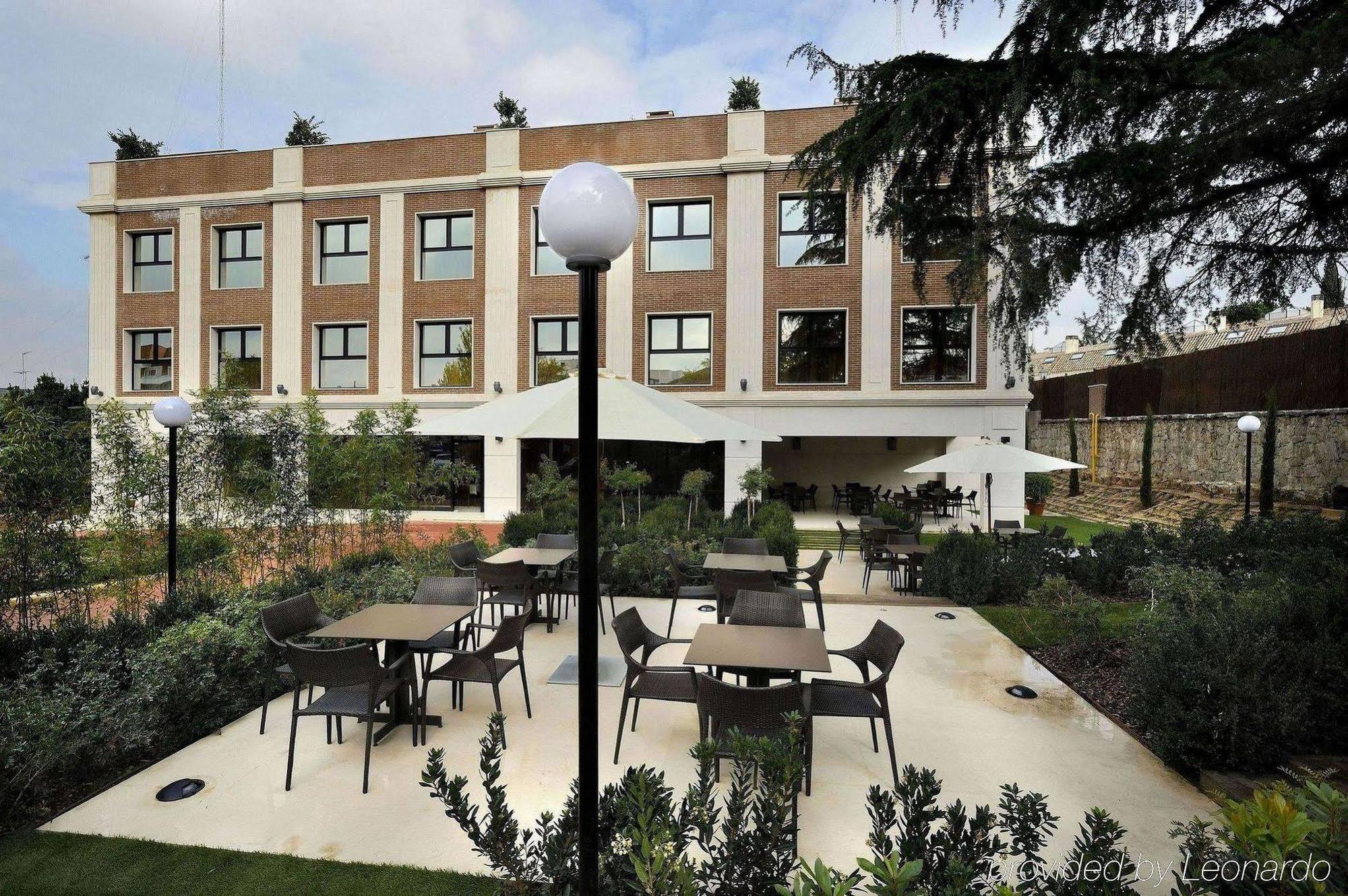Dehesa Real Hotel Madrid Exterior photo