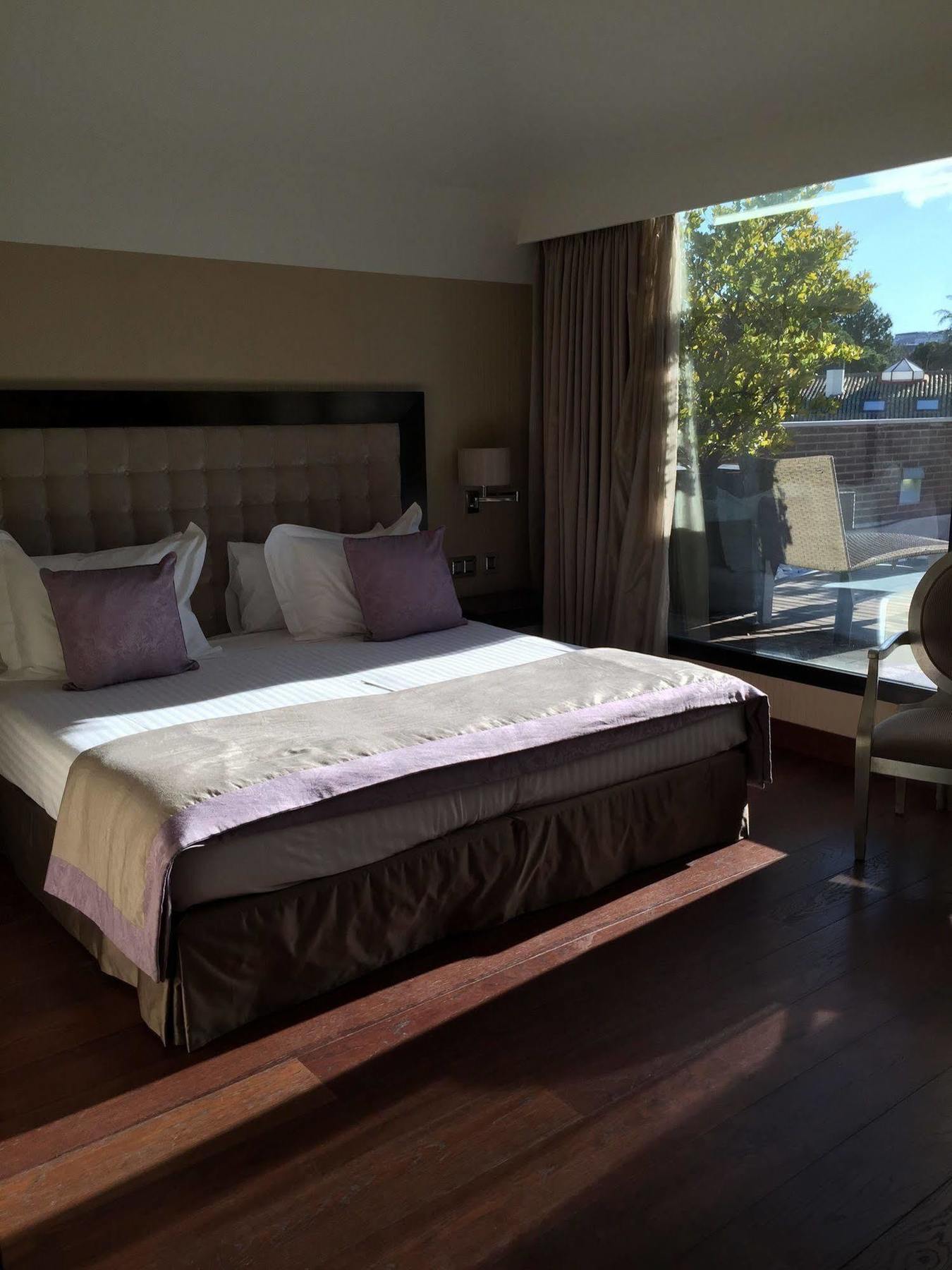 Dehesa Real Hotel Madrid Exterior photo